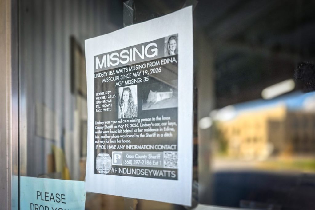 Lindsey-Missing-Flier